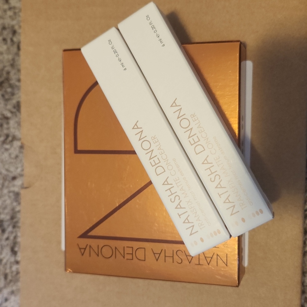 Natasha Denona Transfix matte concealer